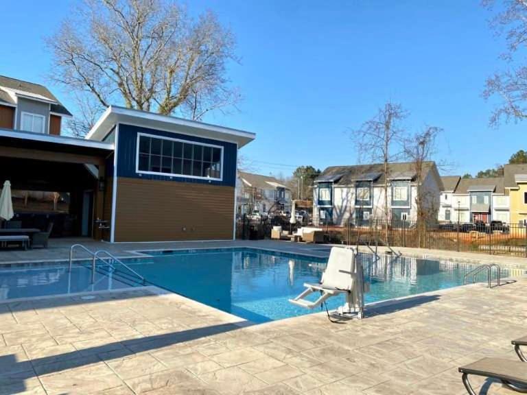 Vibrant Townhome With Pool Gym And Work Desk Clemson Exterior photo