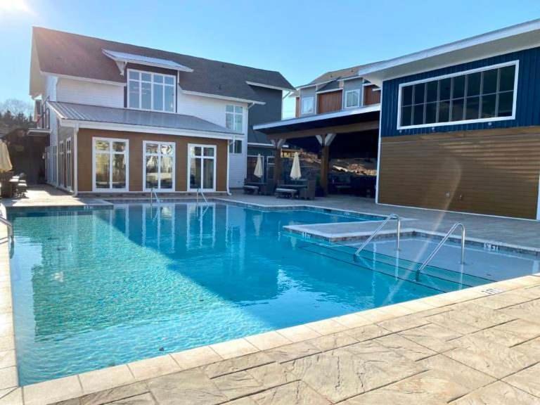 Vibrant Townhome With Pool Gym And Work Desk Clemson Exterior photo