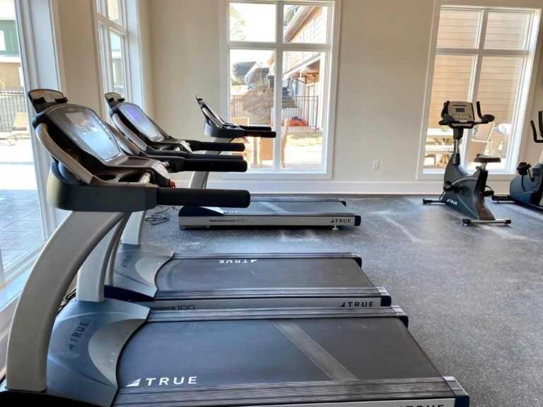 Vibrant Townhome With Pool Gym And Work Desk Clemson Exterior photo